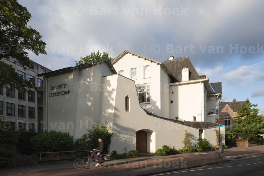 Kerk Christengemeenschap (1/3), foto Bart van Hoek
