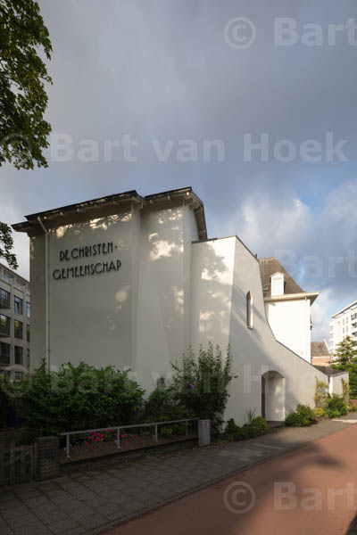 Kerk Christengemeenschap (1/3), foto Bart van Hoek