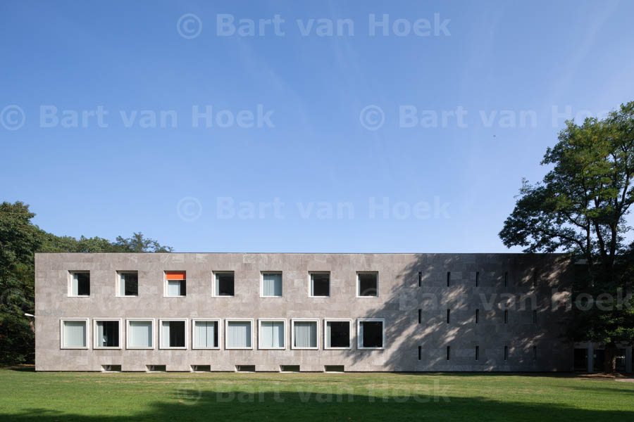 Cobbenhagegebouw (3/7), foto Bart van Hoek