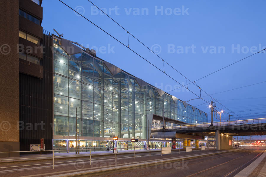 Den Haag Centraal (1/3), foto Bart van Hoek