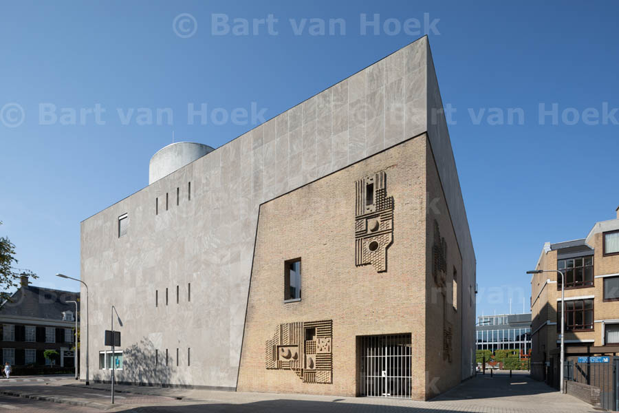 Voormalig kantongerecht Tilburg (4/8), foto Bart van Hoek
