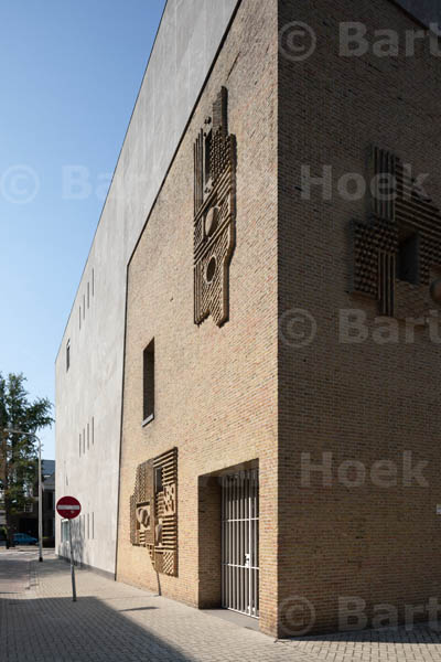 Voormalig kantongerecht Tilburg (7/8), foto Bart van Hoek