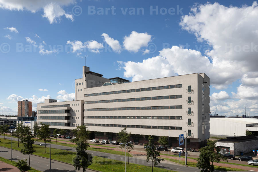 HAKA-gebouw (10/19), foto Bart van Hoek