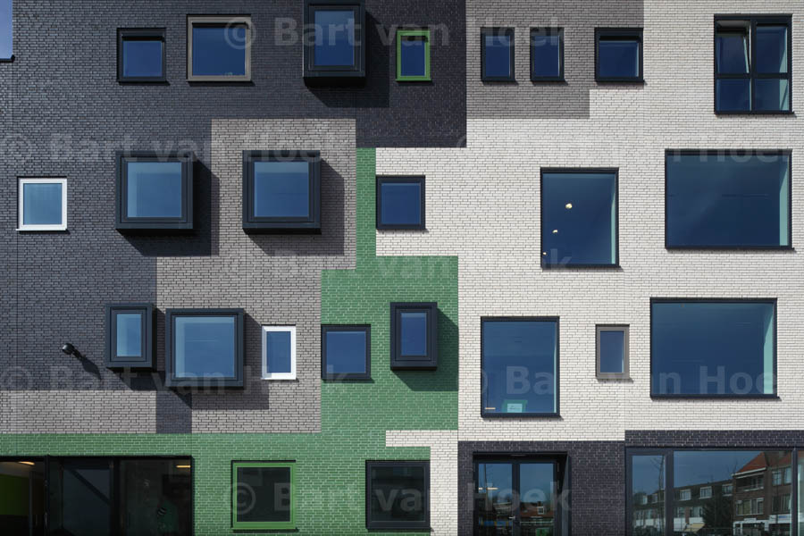 Het Gebouw (4/9), foto Bart van Hoek