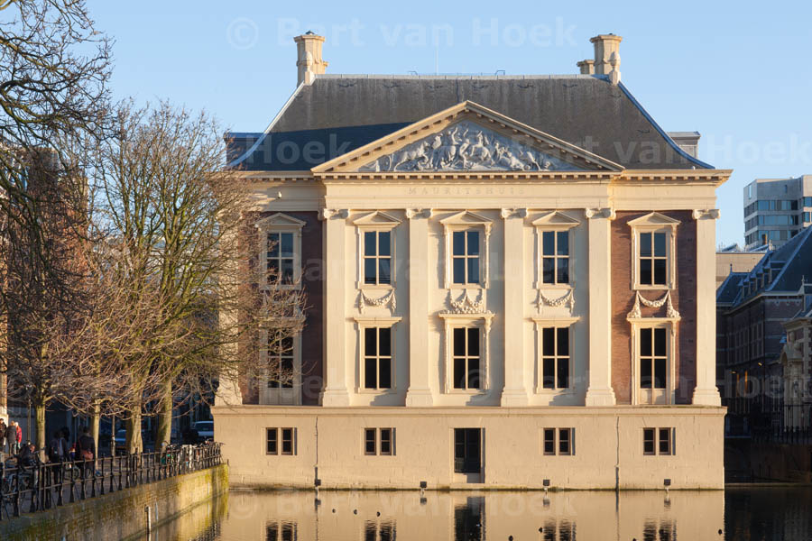 Mauritshuis (1/5), foto Bart van Hoek