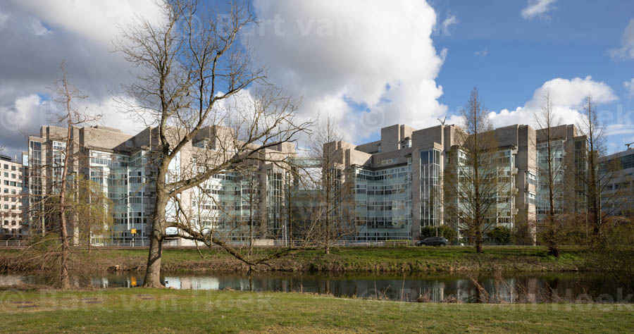 Ministerie van SZW (2/2), foto Bart van Hoek