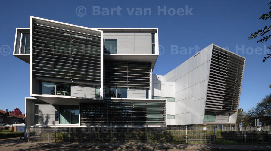 Laboratorium Voedsel- en warenautoriteit (2/4), foto Bart van Hoek