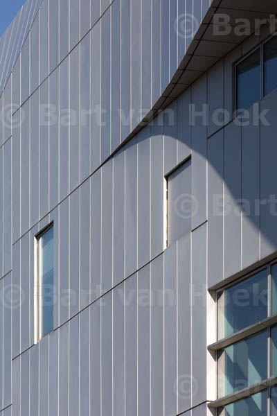 Laboratorium Voedsel- en warenautoriteit (3/4), foto Bart van Hoek