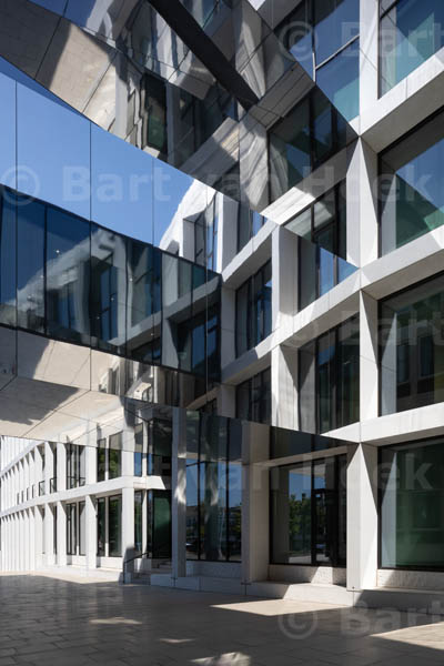 Provinciehuis Gelderland (4/5), foto Bart van Hoek