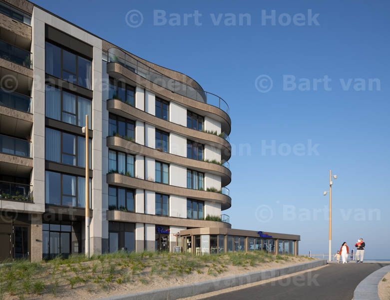 Nieuw Kijkduin (1/7), foto Bart van Hoek