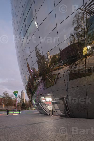 Depot Boijmans (2/2), foto Bart van Hoek