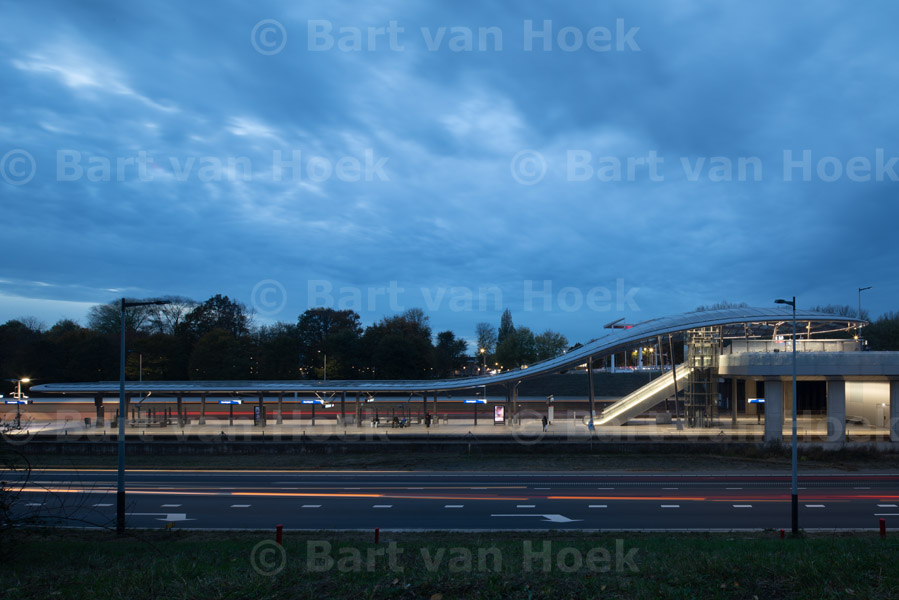 Station Noorderpark (foto: Bart van Hoek)