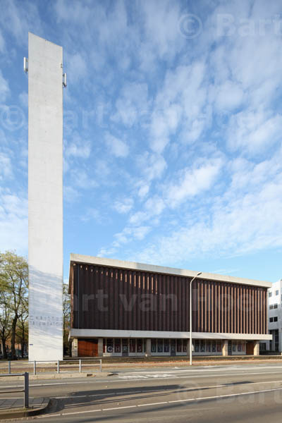 Christus Triomfator kerk (14/14, foto Bart van Hoek