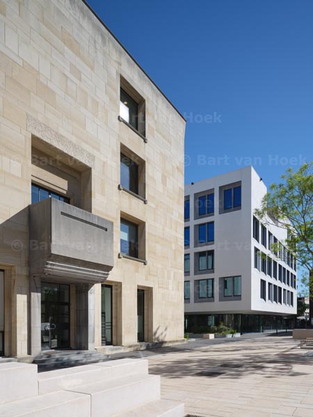 Stadhuis Heerlen (3/3), foto Bart van Hoek